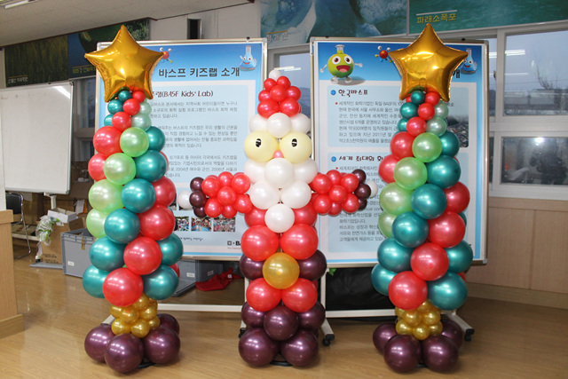 풍선으로 만든 산타와 트리set (울산전지역 완성품 무료배달상품)